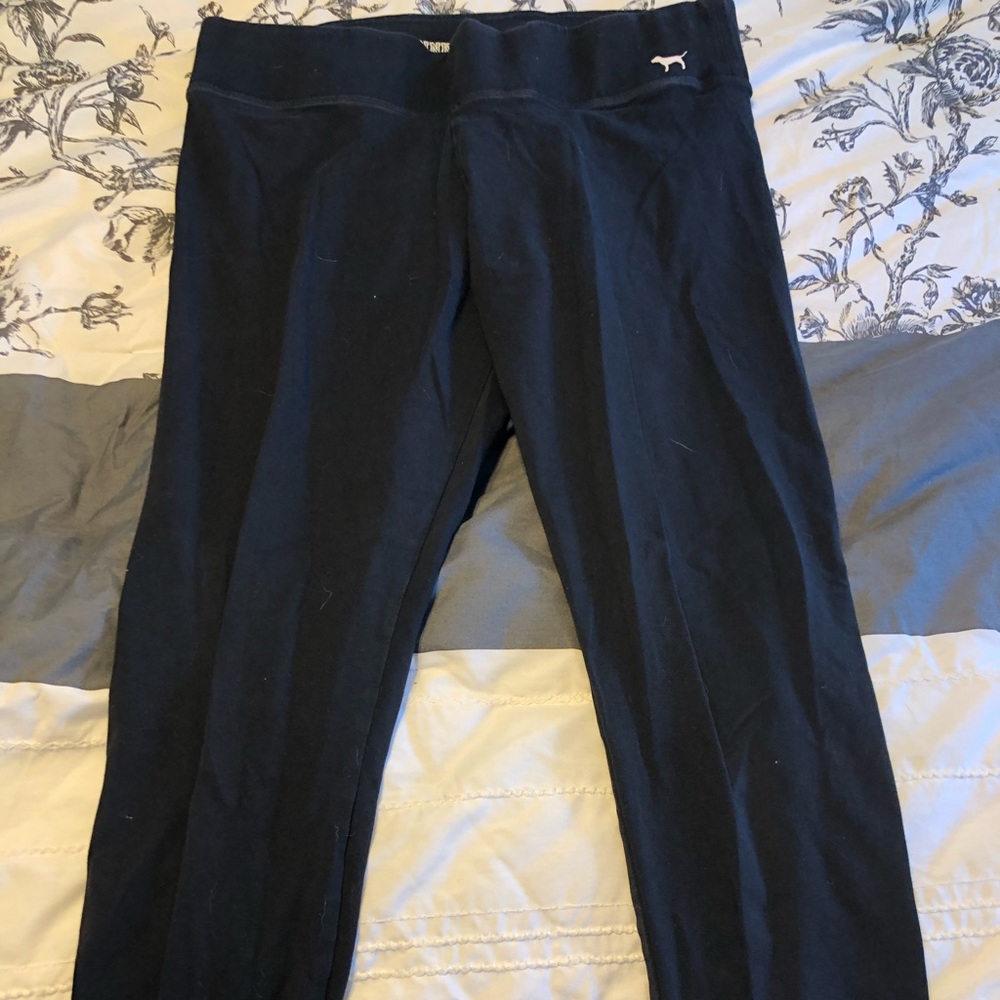 Pink by Victoria’s Secret black leggings